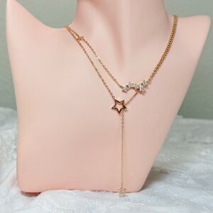 Elegant Gold Star Necklace